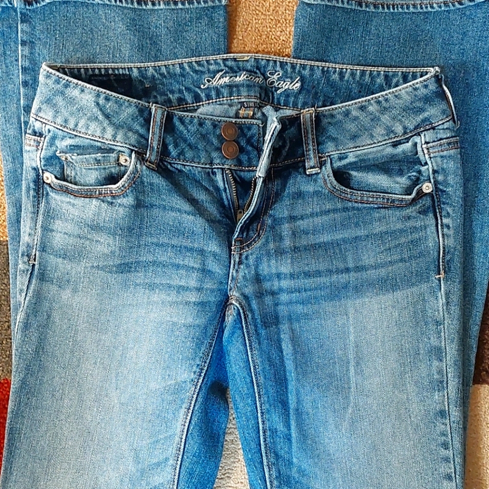 American Eagle Artist Jeans